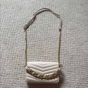 Elegant Cream Chain Strap Bag